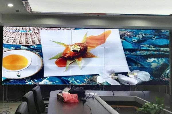 55寸無(wú)縫拼接屏多少錢(qián)?