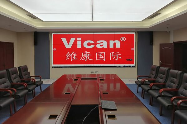 哪家無(wú)縫拼接屏廠家比較專(zhuān)業(yè)？