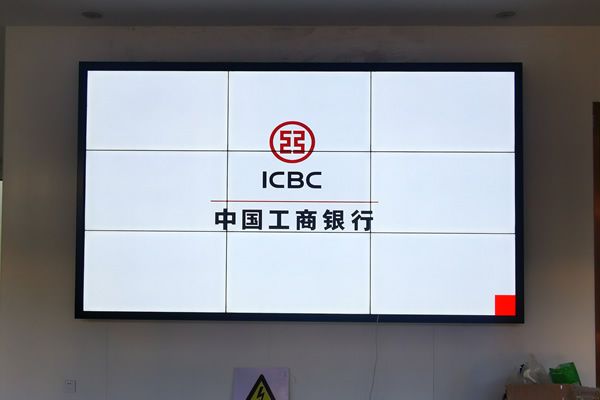 會(huì)議場(chǎng)合使用拼接屏好，還是LED屏好？