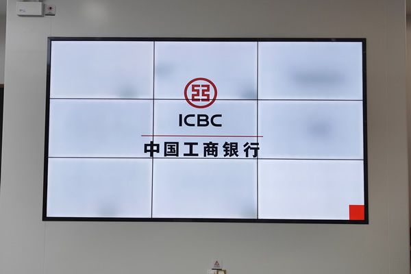 找一個好的拼接屏廠家，應(yīng)該參考哪些方面