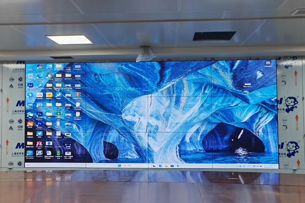企業(yè)展廳使用液晶拼接屏好，還是LED顯示屏好？