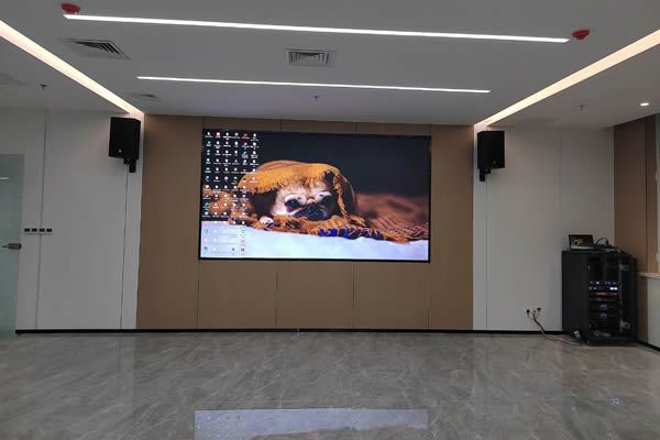 會議室適合使用LED顯示屏嗎，有哪些應(yīng)用優(yōu)勢？